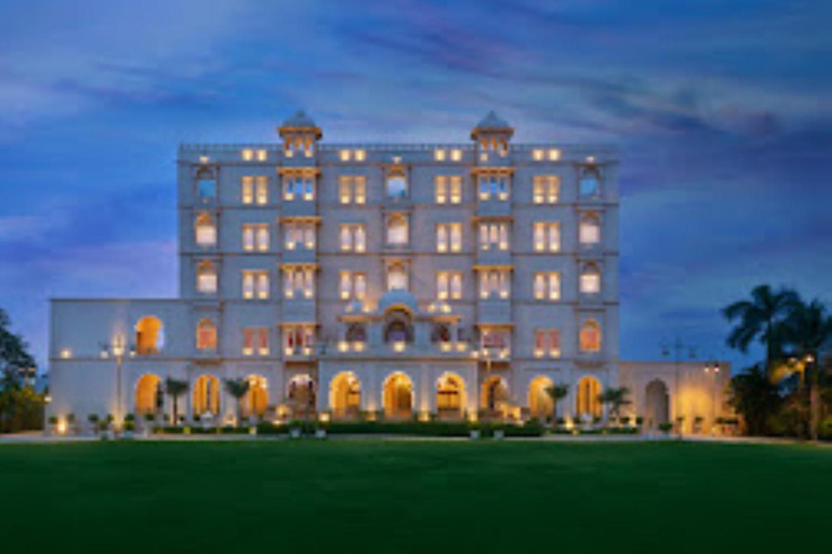 Laxminarayan Club & Resort Vadodara Esterno foto