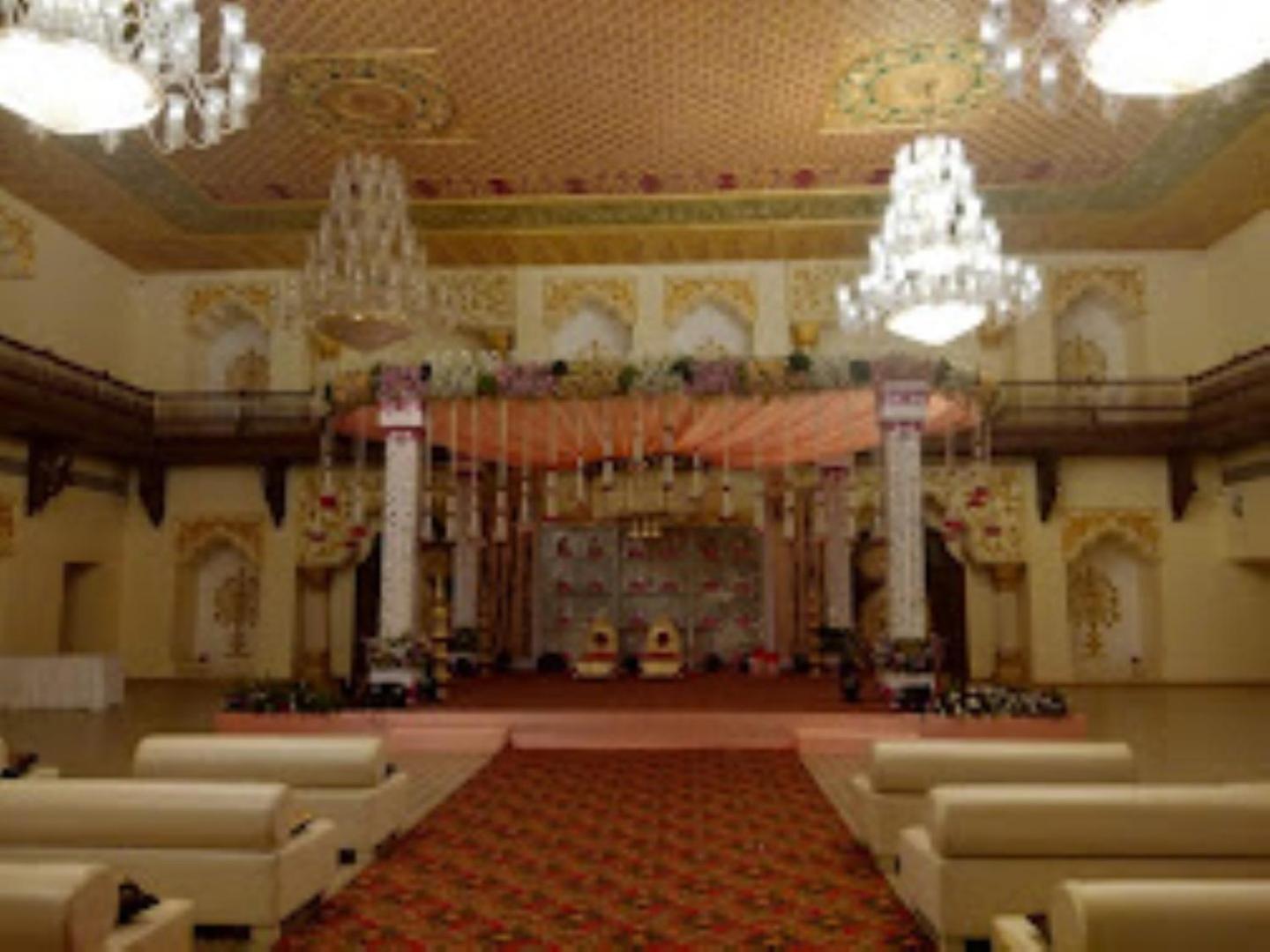 Laxminarayan Club & Resort Vadodara Esterno foto